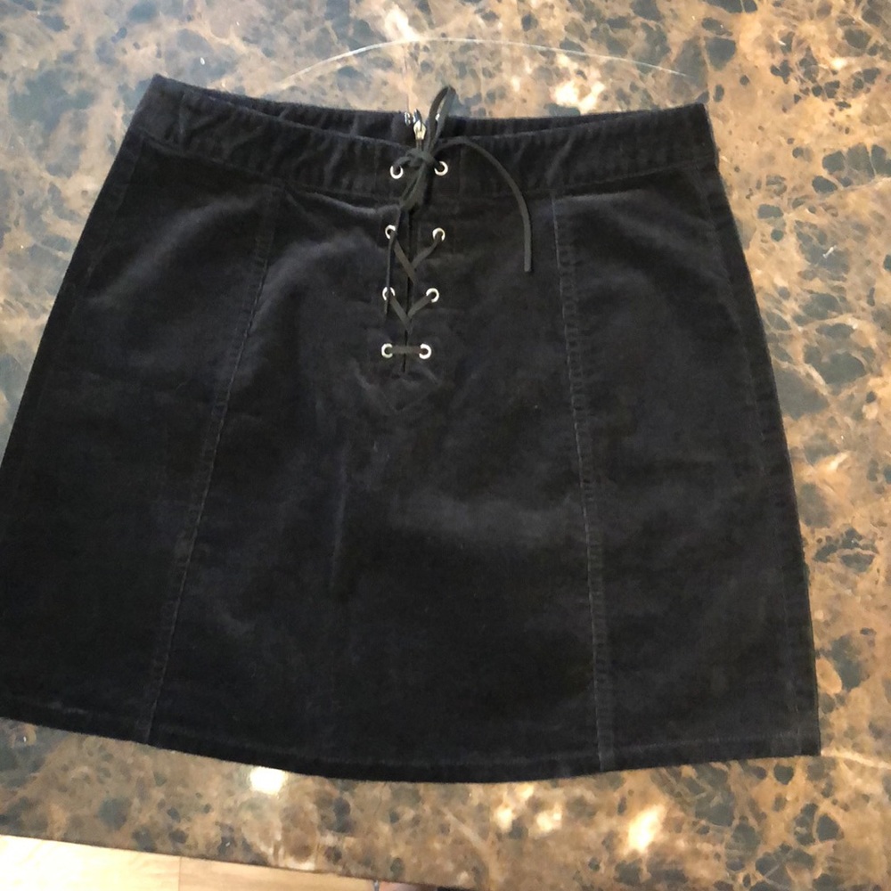 Forever 21 velvet mini skirt M